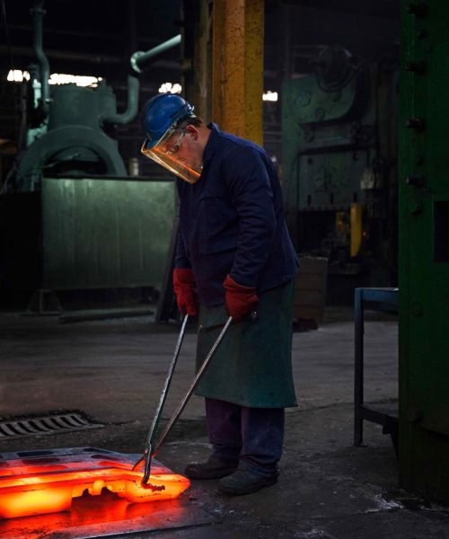 fully-forged-and-clipped-flight-bar-mining-compon-2024-11-03-01-26-43-utc (1)