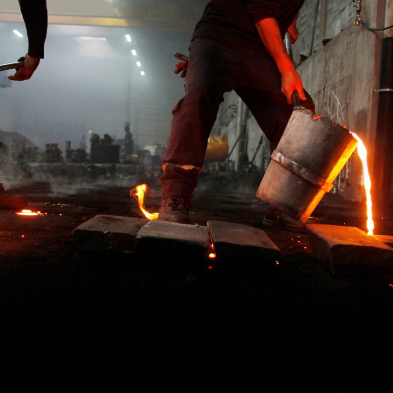 liquid-molten-steel-industry-casting-melting-m-2023-11-27-05-01-30-utc (1)